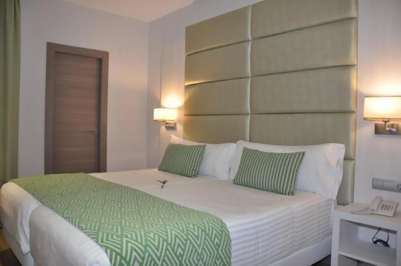 Hotel Selu Córdoba 3*,  España